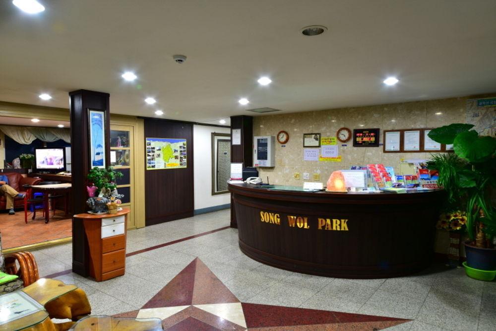 Songwol Park Motel Sokcho Ngoại thất bức ảnh